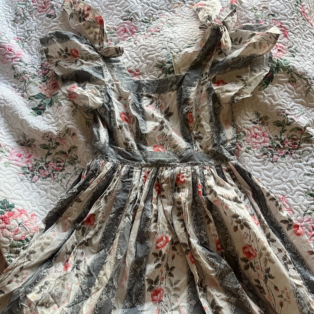 Midi dress